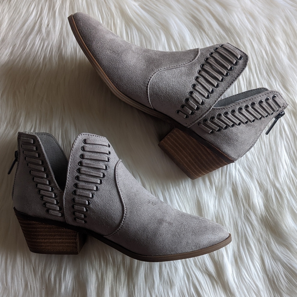 🆕 Carlos •Faux Suede• Almond Toe Ankle Boots